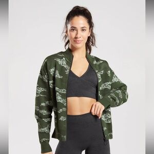 GymShark Adapt Camo Green Seamless Full Zip Athletic Bomber Jacket Womens Medium